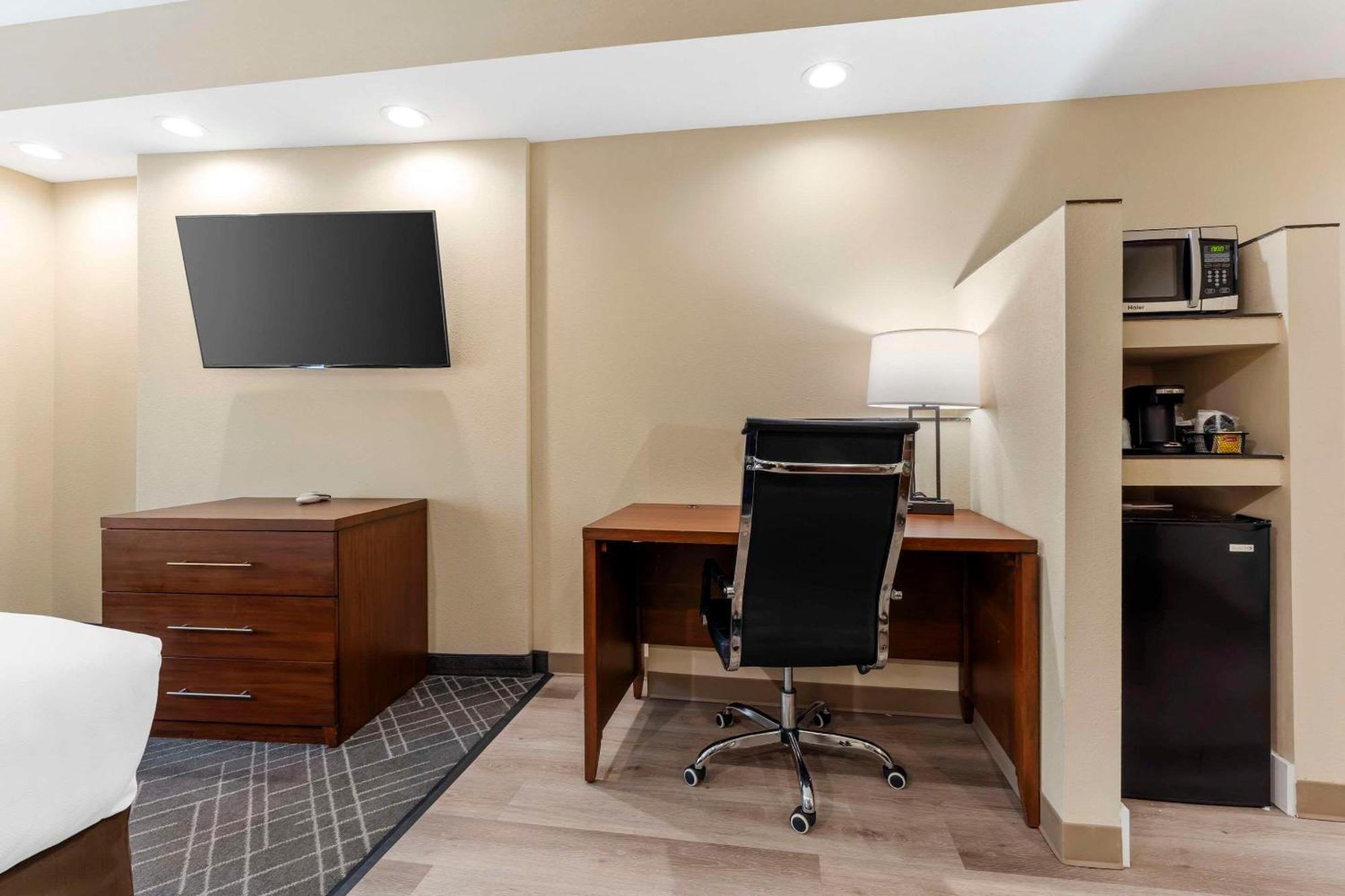 Comfort Hotel Monaca