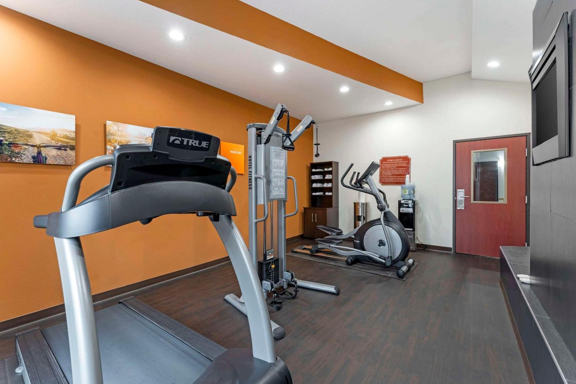 Hotel Comfort Monaca